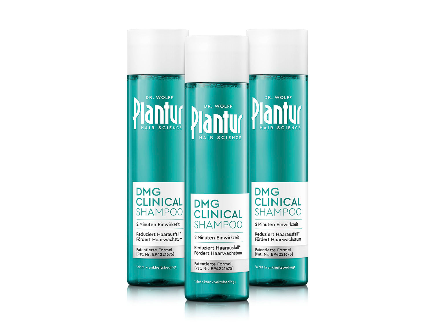 Drei Plantur DMG Clinical Shampoo nebeneinander. Text auf Packung: „Reduziert nicht krankheitsbedingten Haarausfall, fördert Haarwachstum.”